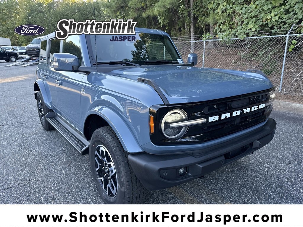 New 2025 Ford Bronco Outer Banks