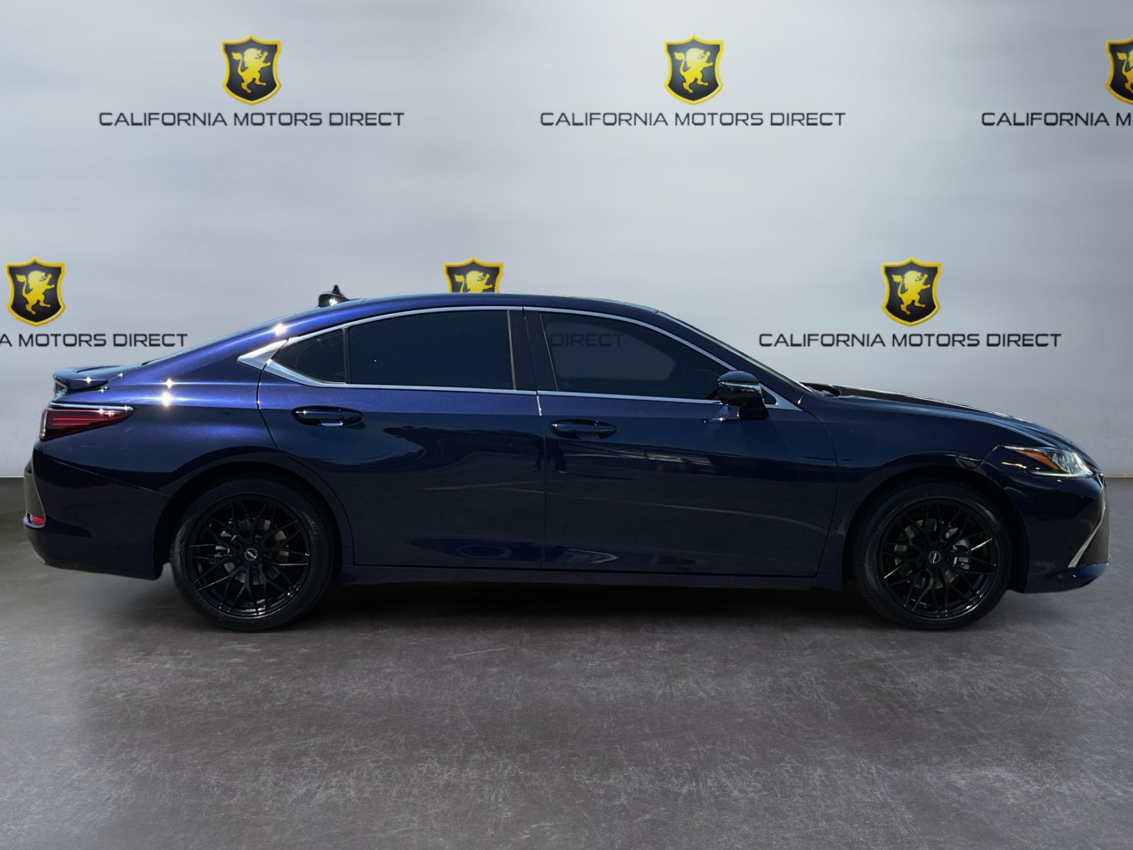 Used 2022 Lexus ES 350 w/ Accessory Package 2 FWD image 4