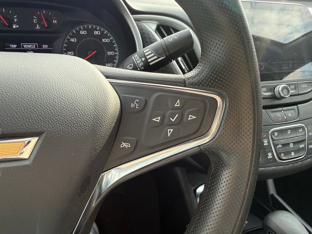 Used 2023 Chevrolet Malibu LT image 16