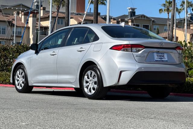 Used 2024 Toyota Corolla LE FWD image 6