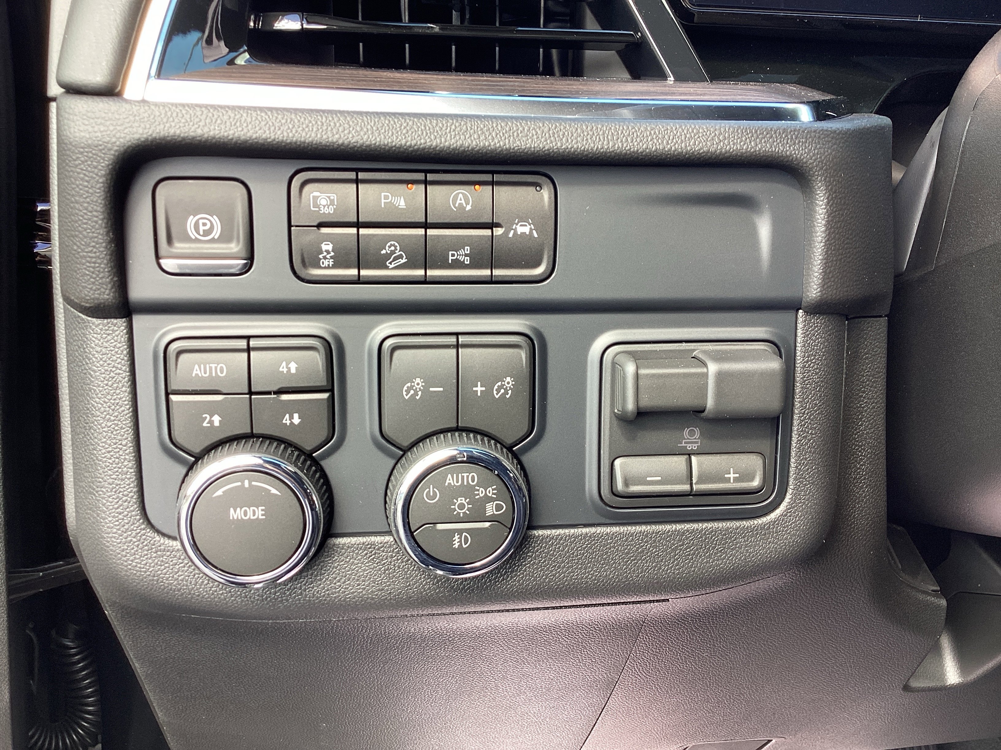 New 2026 Chevrolet Tahoe LT w/ Comfort Package image 20