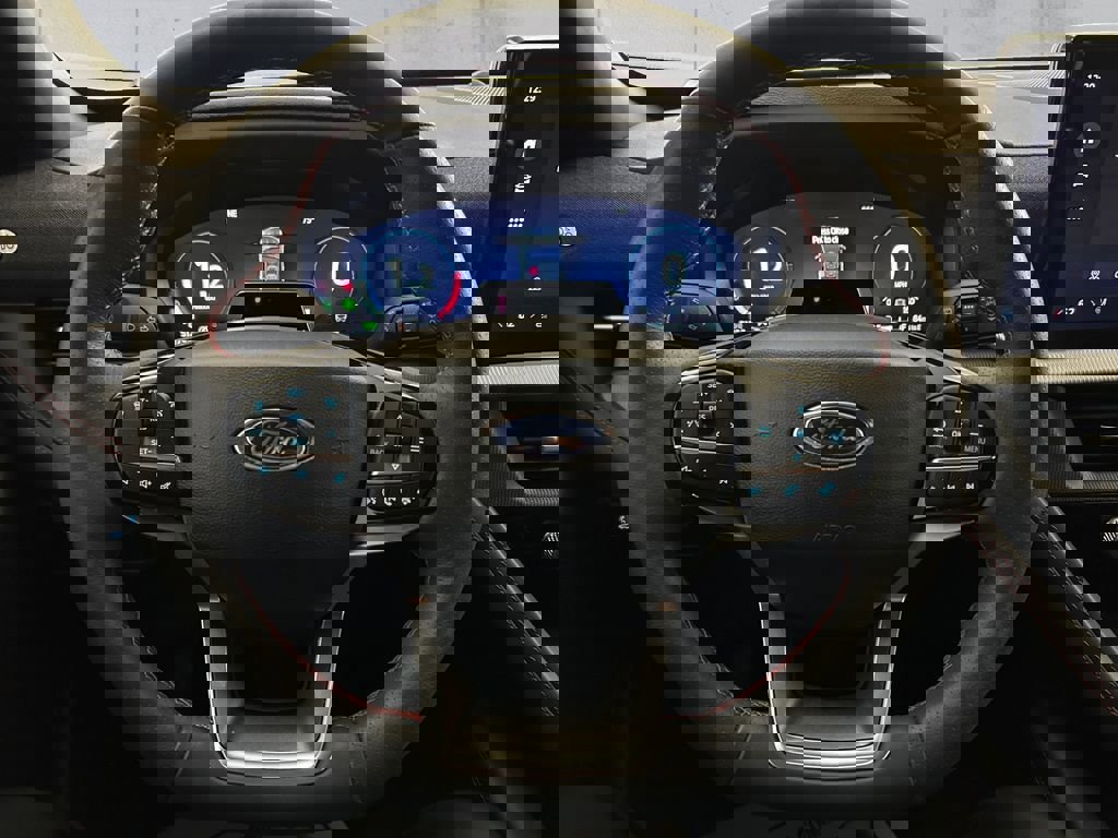 Used 2025 Ford Explorer ST-Line image 9