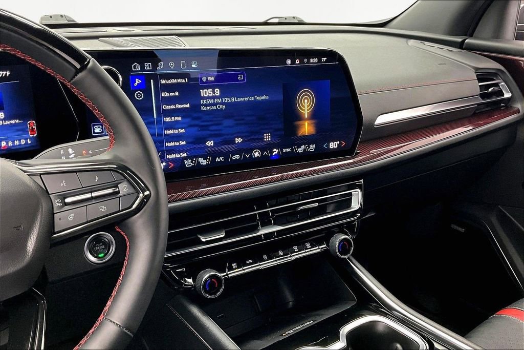 Used 2024 Chevrolet Traverse RS image 6