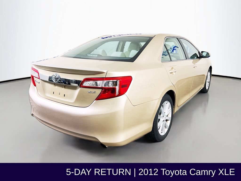 Used 2012 Toyota Camry XLE FWD image 8