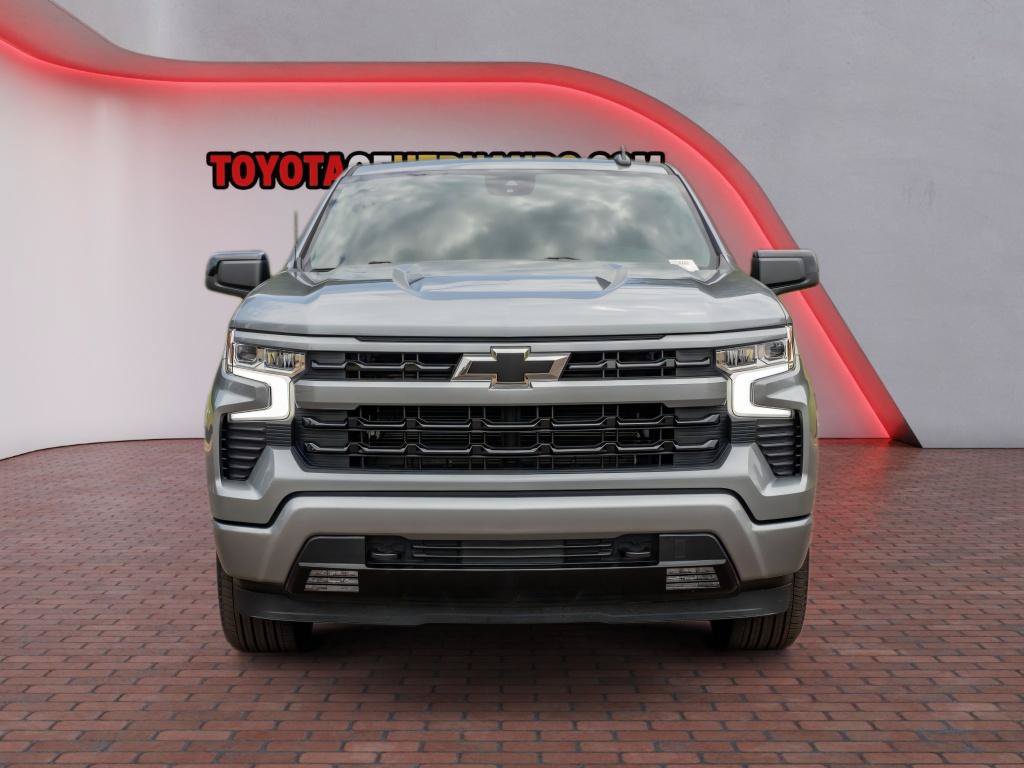 Used 2026 Chevrolet Silverado 1500 RST RWD image 2