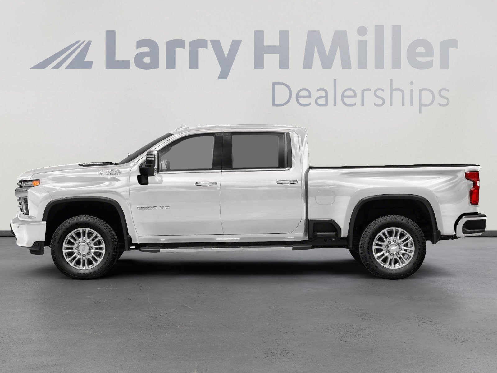 Used 2022 Chevrolet Silverado 2500 High Country w/ Z71 Off-Road Package AWD/4WD image 3
