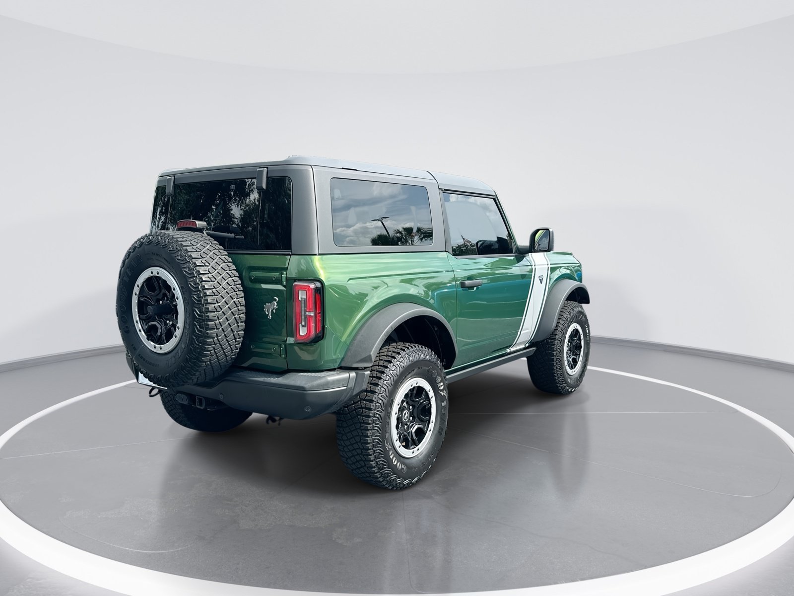 Used 2022 Ford Bronco Badlands w/ Sasquatch Package AWD/4WD image 9