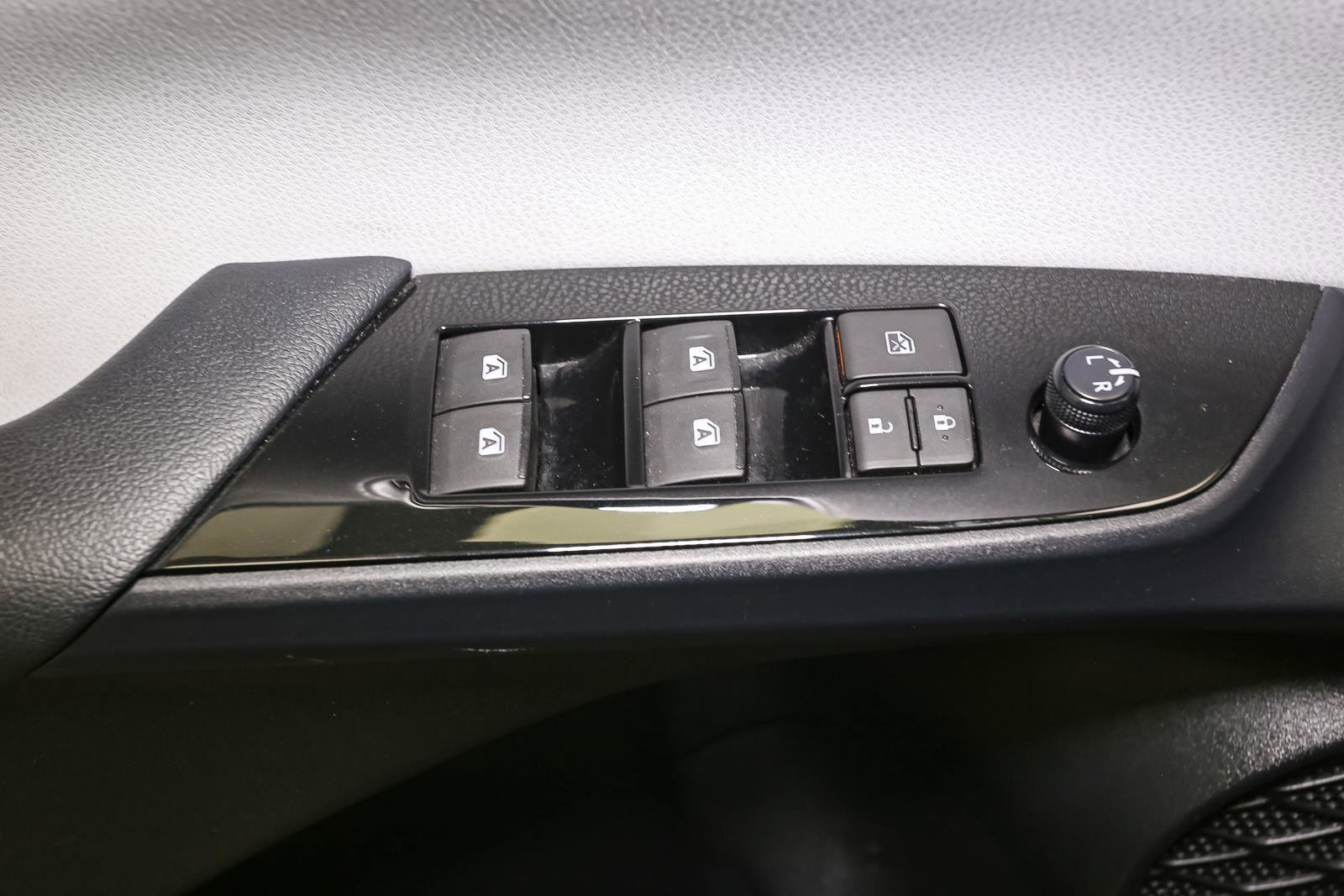 Used 2016 Toyota Prius Two FWD image 38