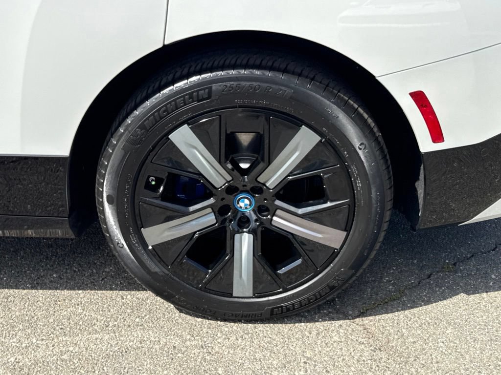 Certified 2024 BMW iX xDrive50 w/ Sport Package AWD/4WD image 14