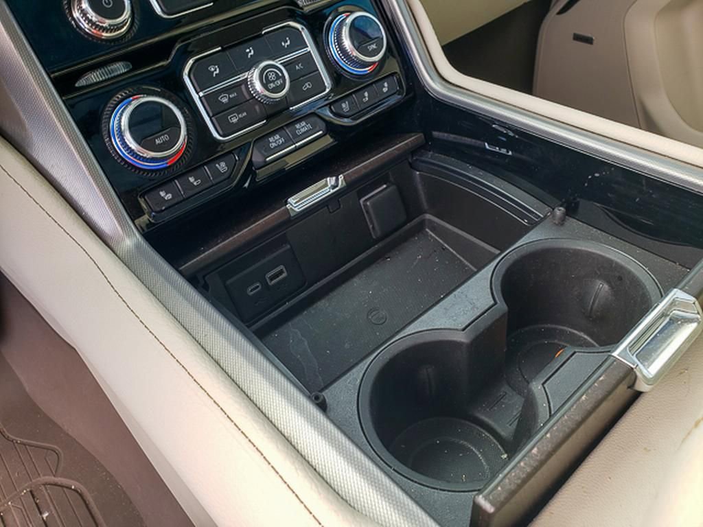 Used 2023 GMC Yukon Denali image 14