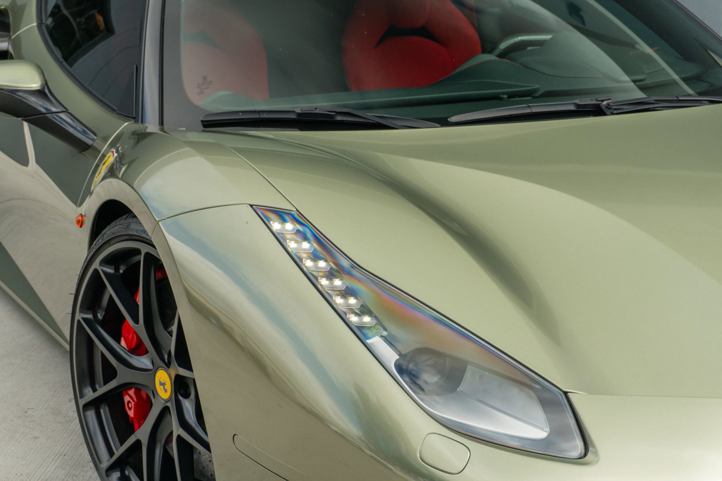 Used 2018 Ferrari 488 GTB image 31