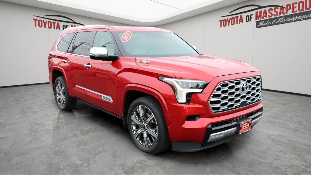 Used 2023 Toyota Sequoia Capstone image 2