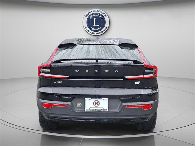 Certified 2022 Volvo C40 P8 Recharge Ultimate image 6