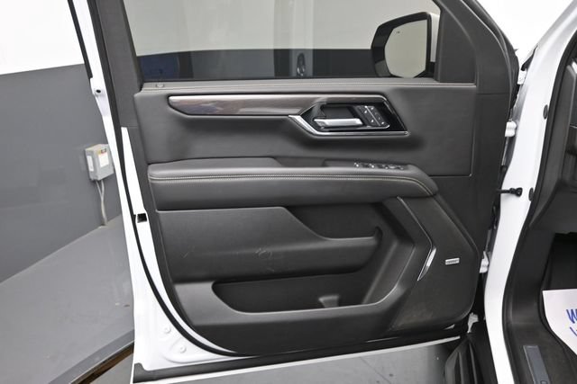 Used 2025 GMC Yukon Elevation w/ LPO, Floor Liner Package AWD/4WD image 22
