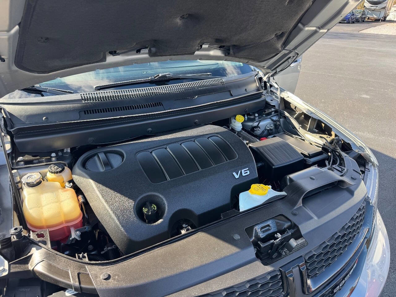 Used 2019 Dodge Journey Crossroad image 17