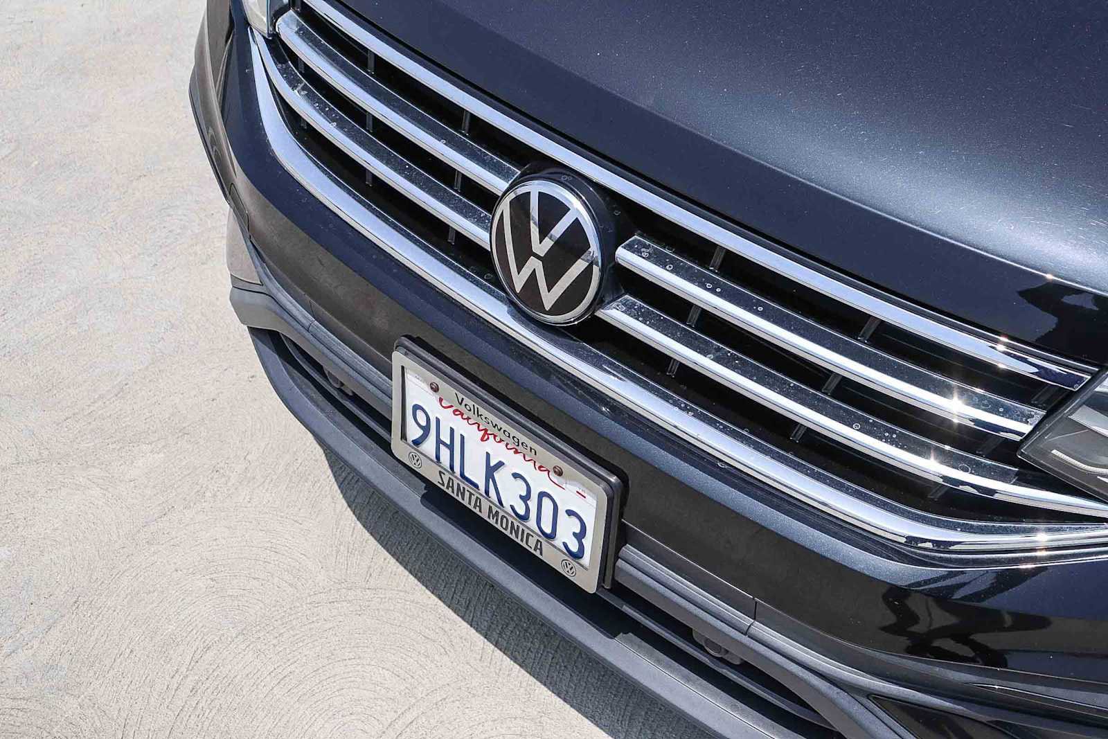 Certified 2023 Volkswagen Tiguan SE FWD image 8