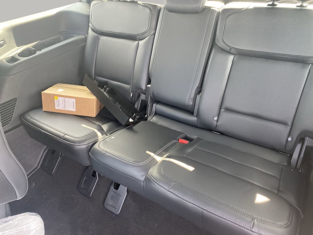 New 2026 Ford Expedition Platinum w/ Stealth Appearance Package AWD/4WD image 17