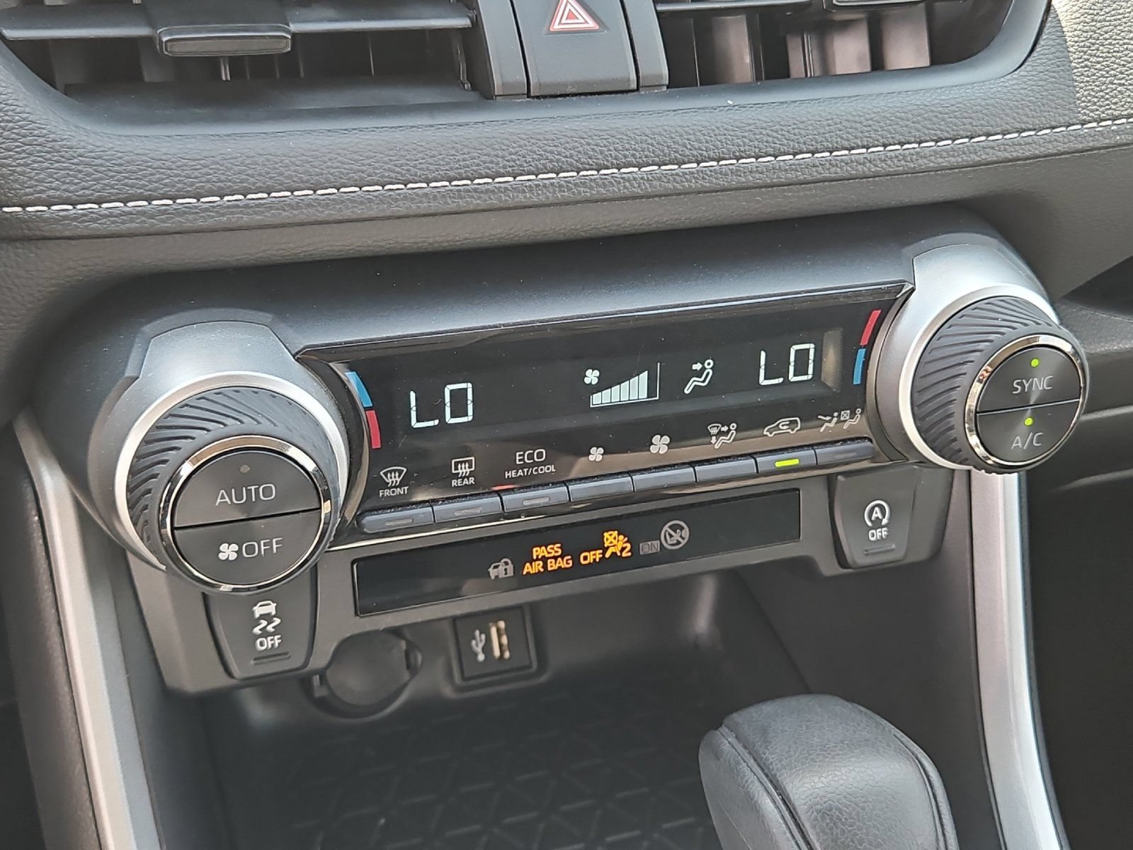 Certified 2025 Toyota RAV4 XLE AWD/4WD image 18