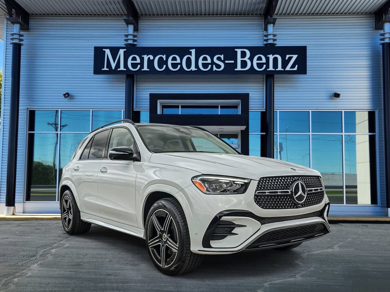 New 2026 Mercedes-Benz GLE 350 4MATIC image 1