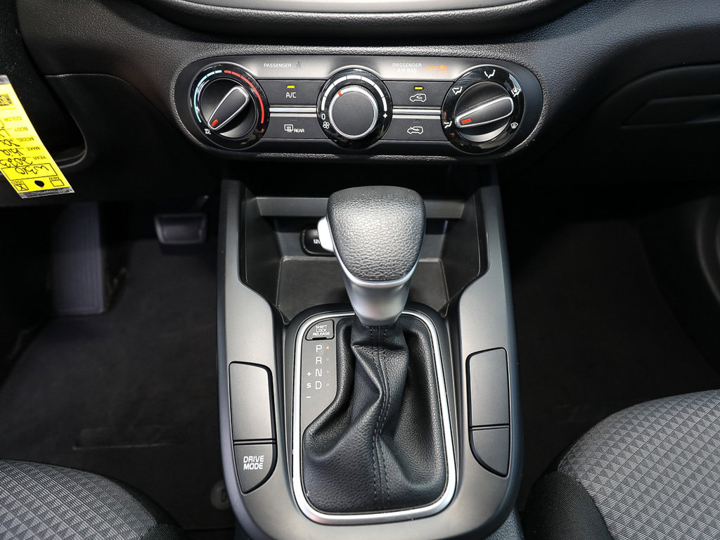 Used 2023 Kia Soul LX w/ Option Group 015 FWD image 19