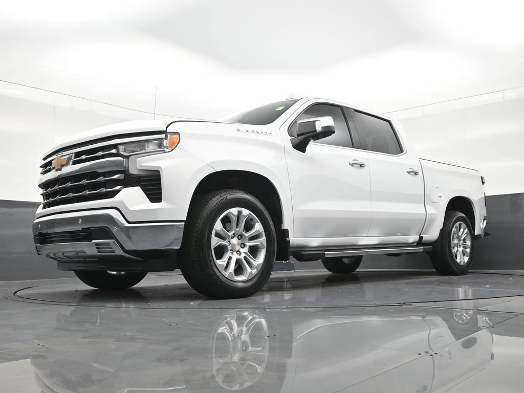 Used 2025 Chevrolet Silverado 1500 LTZ RWD image 24