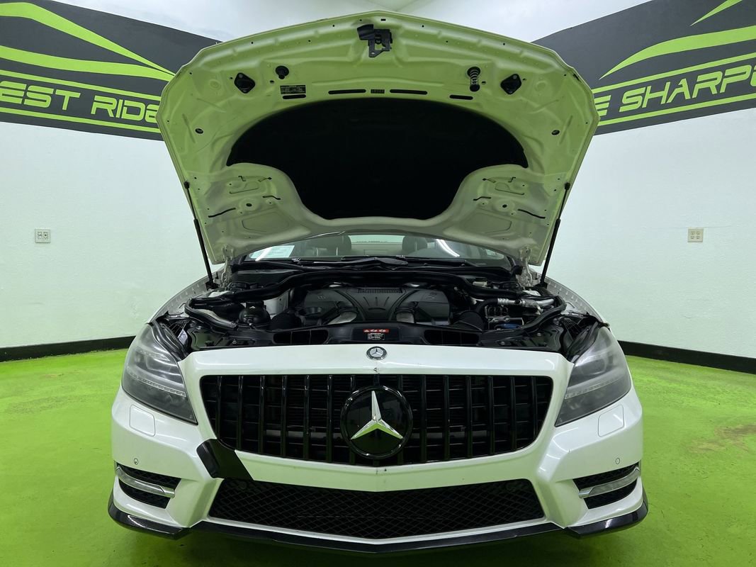 Used 2012 Mercedes-Benz CLS 550 w/ Premium I Pkg image 4