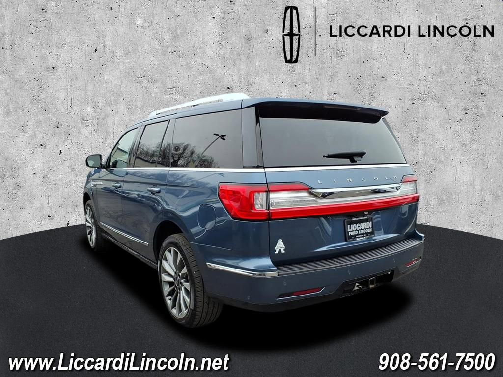 Used 2020 Lincoln Navigator Reserve image 4
