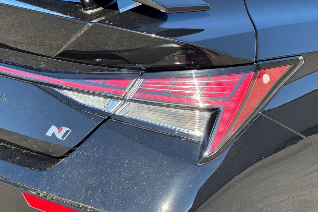 Used 2025 Hyundai Elantra N image 26