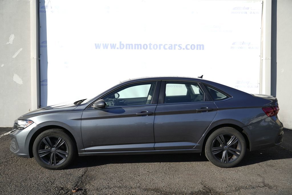 Used 2023 Volkswagen Jetta SE FWD image 8