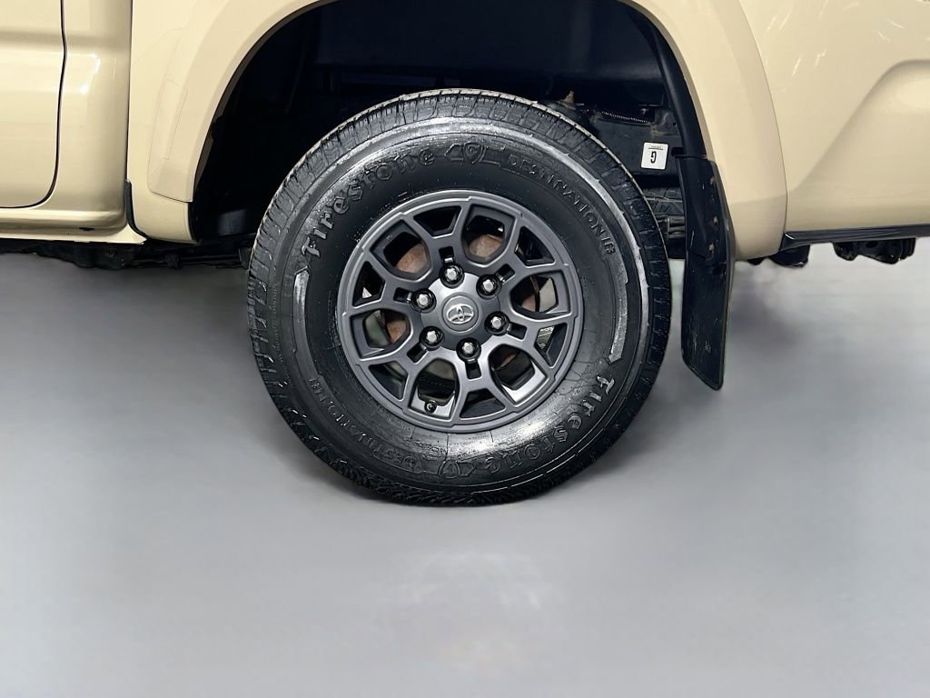 Used 2017 Toyota Tacoma SR5 image 28