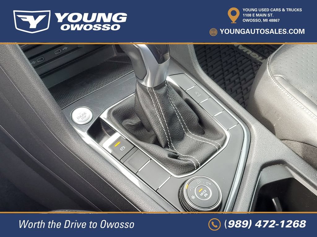 Used 2022 Volkswagen Tiguan SE w/ Panoramic Sunroof Package AWD/4WD image 19