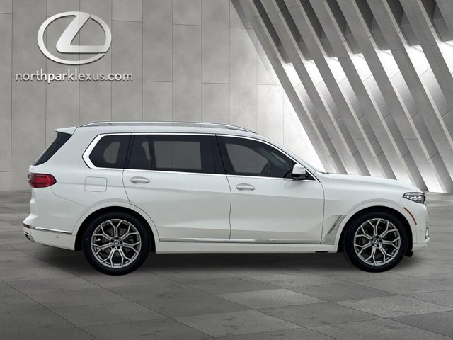 Used 2020 BMW X7 xDrive40i w/ Premium Package AWD/4WD image 4
