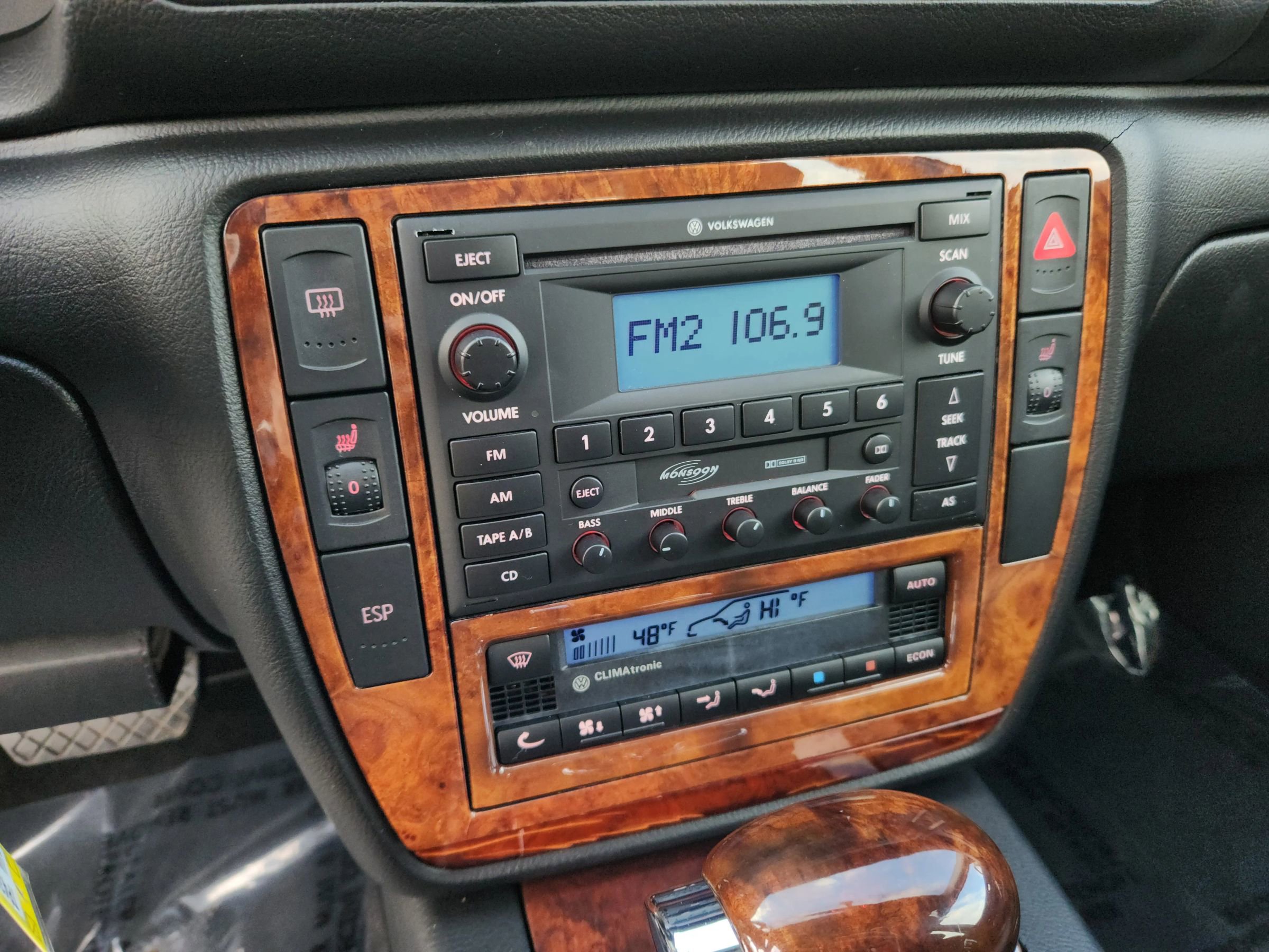Used 2003 Volkswagen Passat GLX FWD image 13