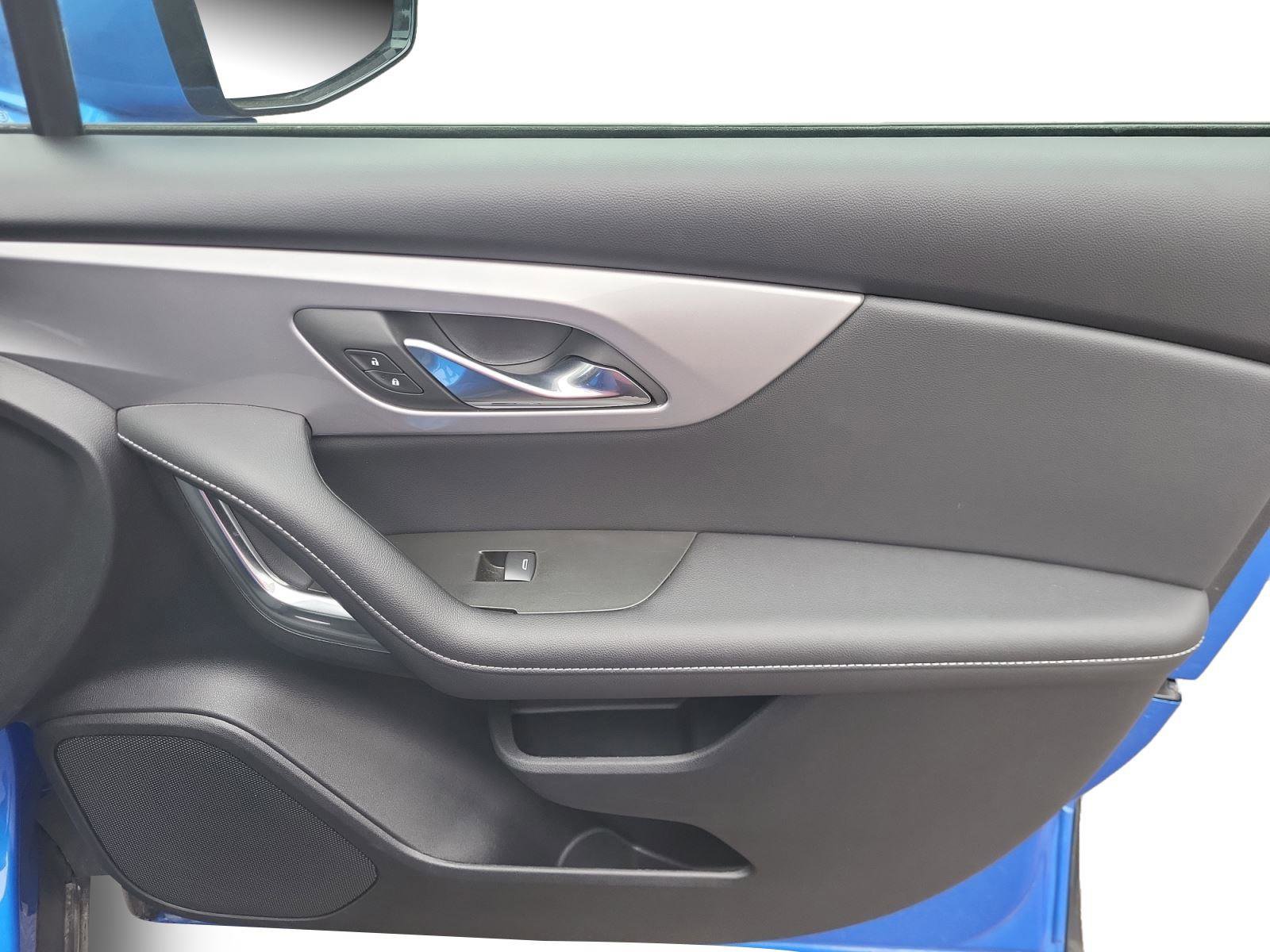 Certified 2025 Chevrolet Blazer LT image 24