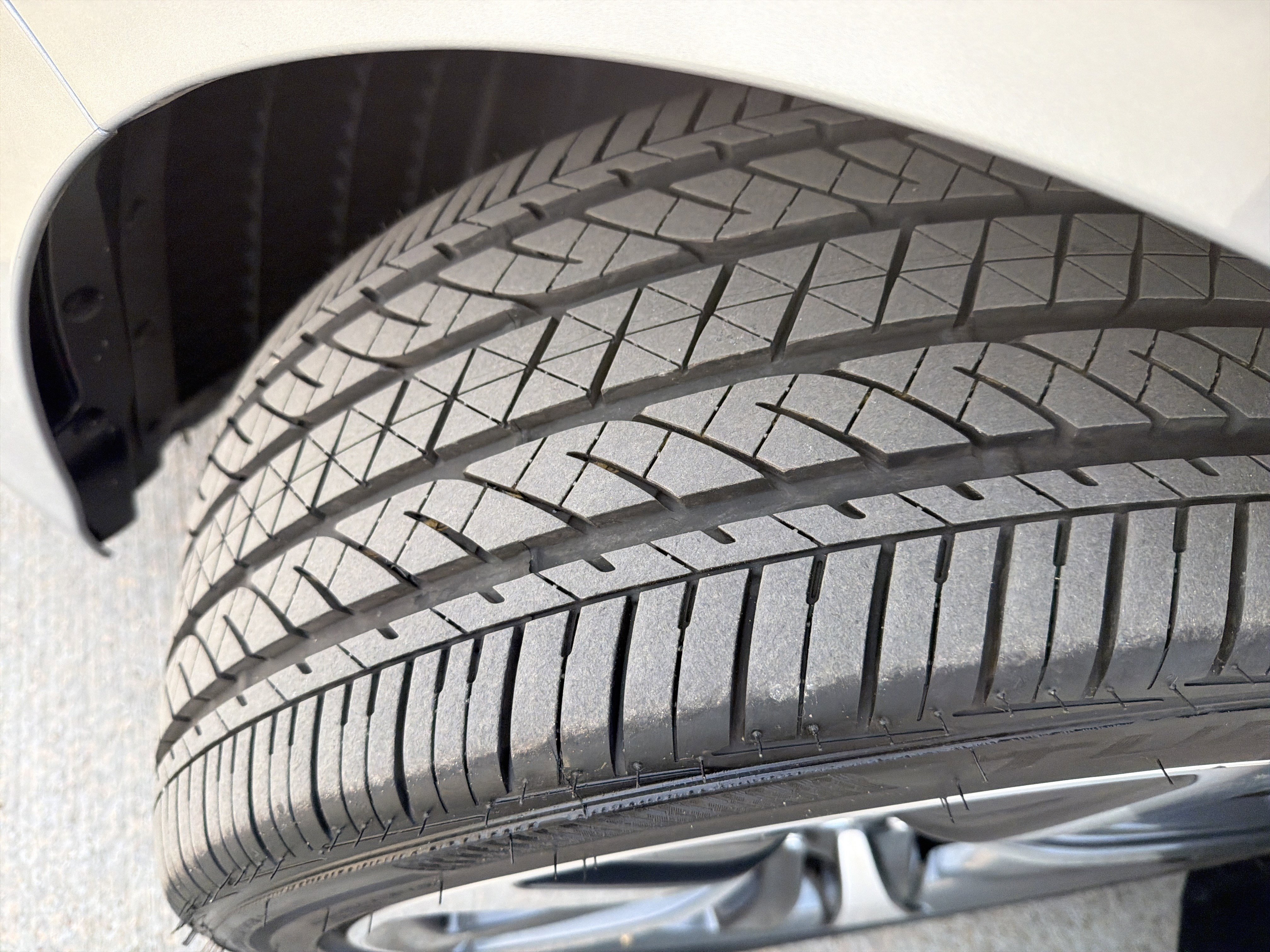 Certified 2025 Acura TLX w/ Technology Package image 12