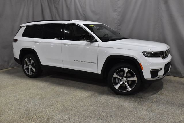 New 2025 Jeep Grand Cherokee L Limited w/ Trailer Tow Package image 4