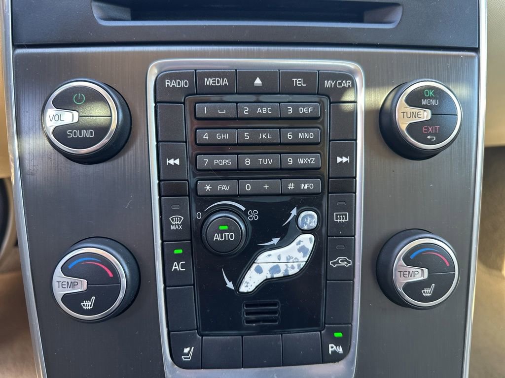 Used 2014 Volvo S60 T5 FWD image 19