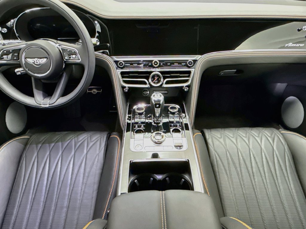 Used 2026 Bentley Flying Spur V8 AWD/4WD image 13