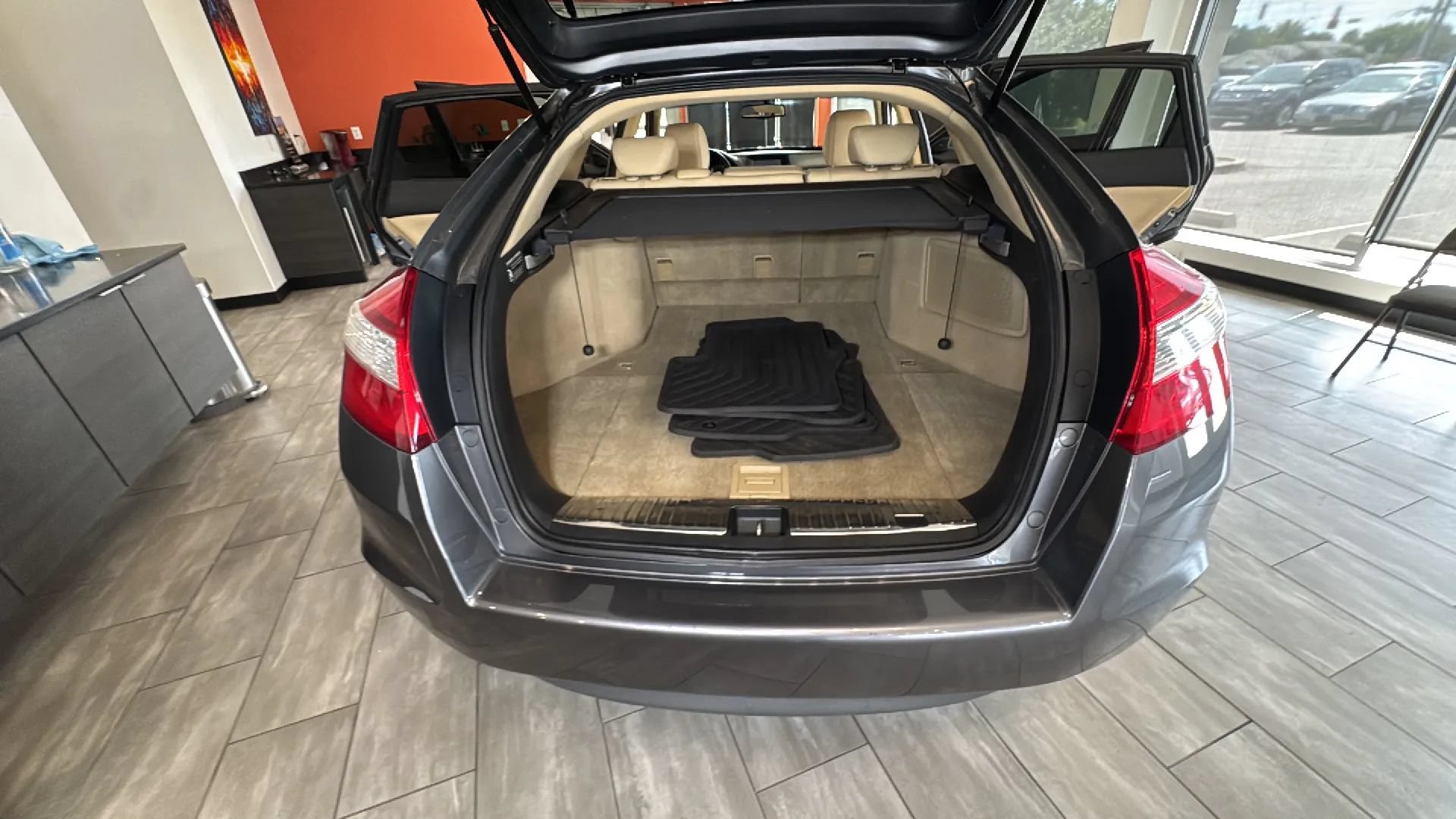 Used 2010 Honda Crosstour EX-L image 37