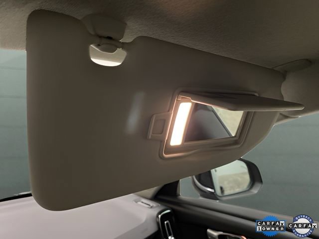 Used 2025 Volvo XC40 B5 Plus image 55