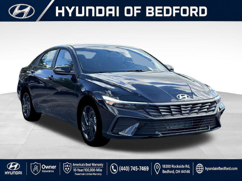 New 2026 Hyundai Elantra SEL Sport FWD image 13