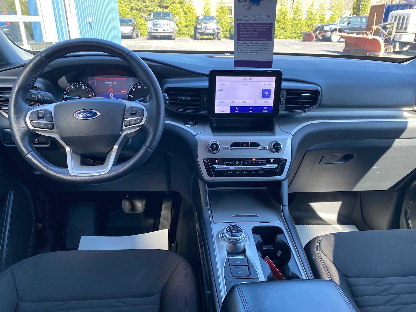 Used 2021 Ford Explorer XLT AWD/4WD image 8