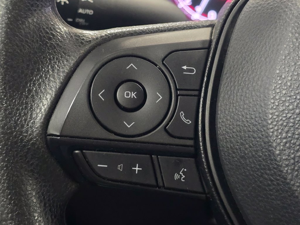 Certified 2024 Toyota RAV4 XLE FWD image 32