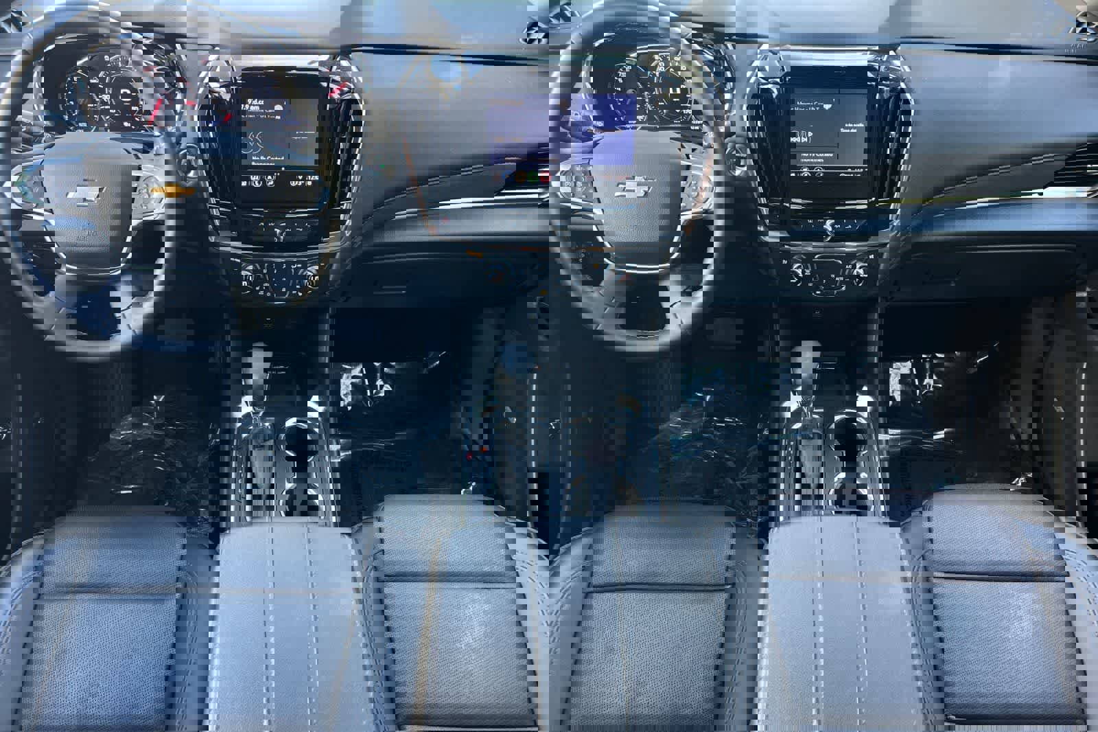 Used 2023 Chevrolet Traverse High Country image 4