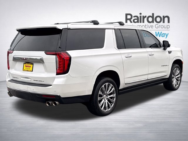 Used 2021 GMC Yukon XL Denali w/ Denali Ultimate Package AWD/4WD image 7
