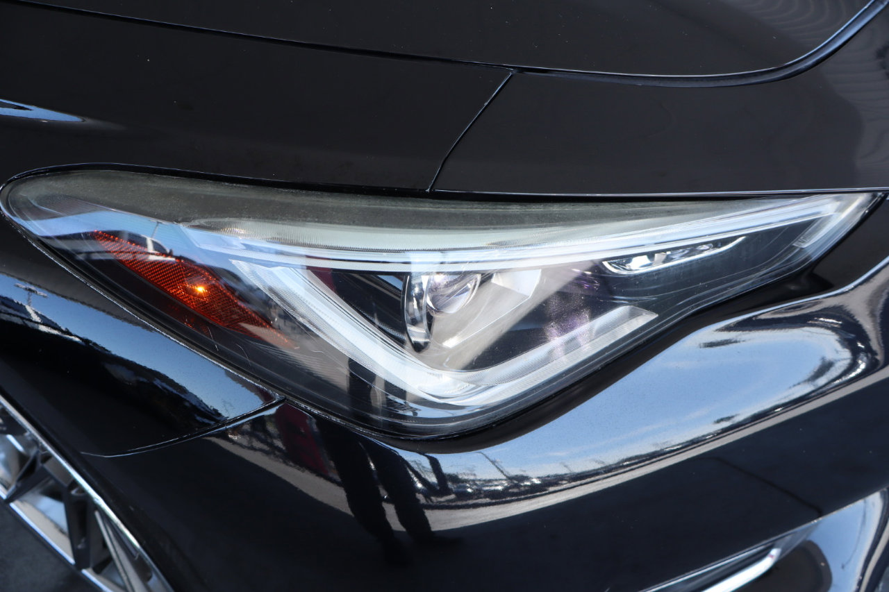 Used 2017 INFINITI Q60 3.0t w/ Premium Plus Package 3.0T image 48