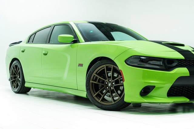 Used 2019 Dodge Charger Scat Pack w/ Navigation & Travel Group image 3
