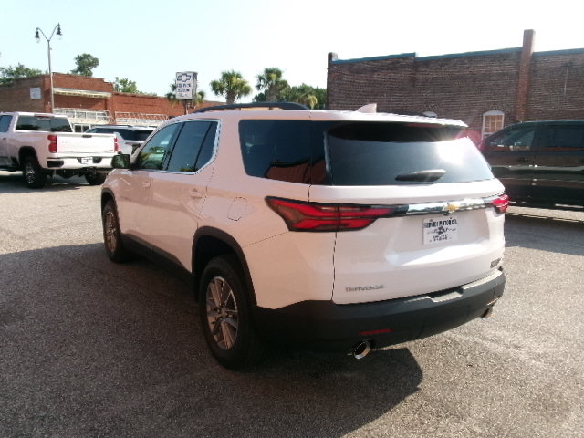 Used 2023 Chevrolet Traverse LT FWD image 5