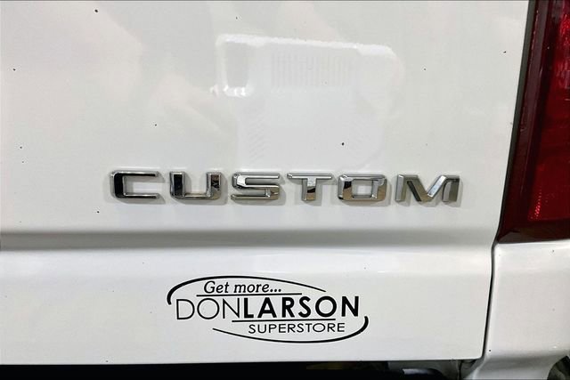 Used 2022 Chevrolet Silverado 2500 Custom w/ Custom Value Package AWD/4WD image 26