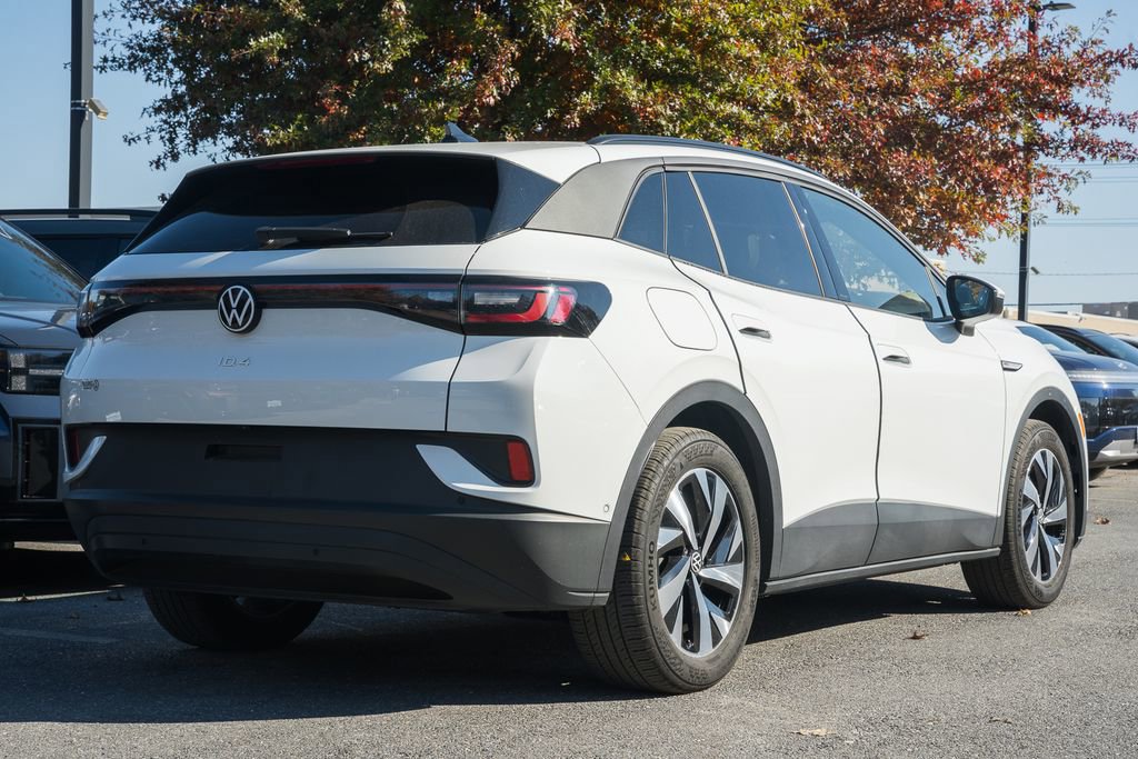 Used 2023 Volkswagen ID.4 Pro image 4